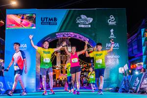 BIB: 30215, 10130, 3015
                            <button type="button" onclick="openModal(21812025)" class="btn btn-primary btn-sm float-right btn-popup" data-toggle="modal" data-target=".modal-high-quality">
                        <i class="fas fa-shopping-cart"></i> Add to Cart
                    </button>
                                            <button type="button" onclick="isThisMe(21812025, true)" class="btn btn-success btn-sm float-right btn-popup btn-isme hidden" data-toggle="tooltip" data-placement="bottom" title="นี่คือรูปของคุณใช่ไหม คลิกที่นี่เพื่อเอาเข้าอัลบั้ม">
                        <i class="fas fa-plus"></i> Add to album
                    </button>
                    <button type="button" onclick="isThisMe(21812025, false)" class="btn btn-warning btn-sm float-right btn-popup btn-isnotme hidden">
                        <i class="fas fa-ban"></i> Remove from album
                    </button>